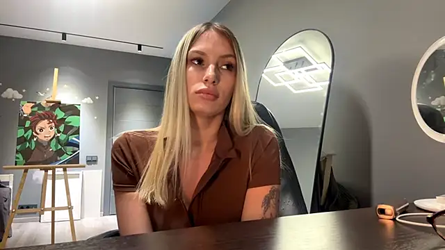 SoftnessMila Live XXX-Chat