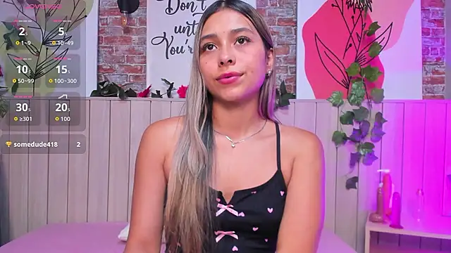 SophieBenson: онлайн-секс-чат