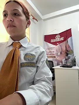 Emily-7_: онлайн-секс-чат