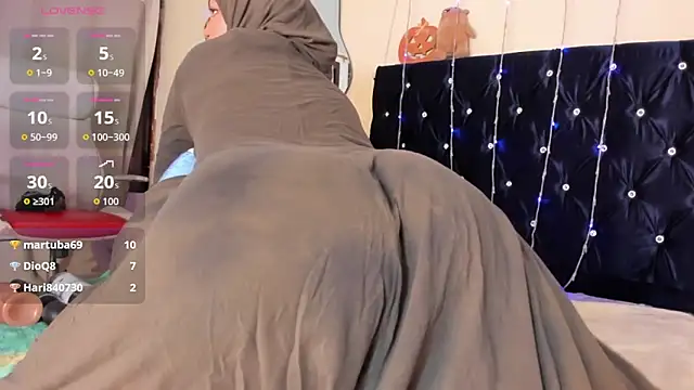 Dana-Alabi: απευθείας συνομιλία ΧΧΧ