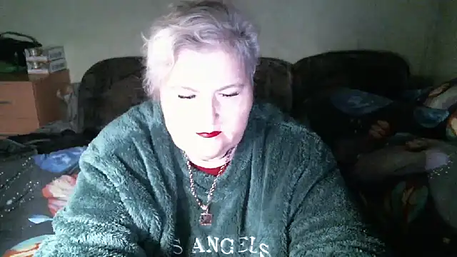 Lana555: онлайн-секс-чат