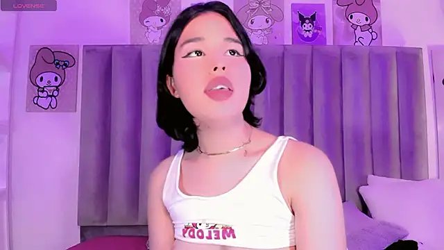 ClaudiaSophia Chat XXX in diretta