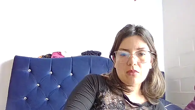 Онлайн чат XXX princessbella93