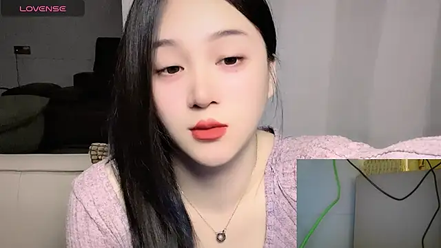 woaiqinqin: онлайн-секс-чат