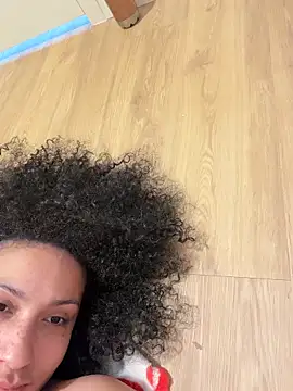 FerrariFrench élő XXX-chatje