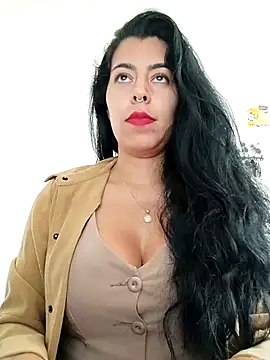 Luianna Live XXX-Chat