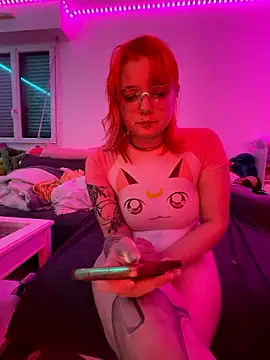 LaskaLeRoomba élő XXX-chatje