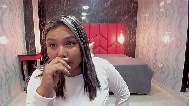 LatinaHoleQueen: απευθείας συνομιλία ΧΧΧ