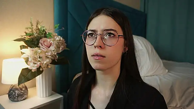 ywixos Live XXX Chat