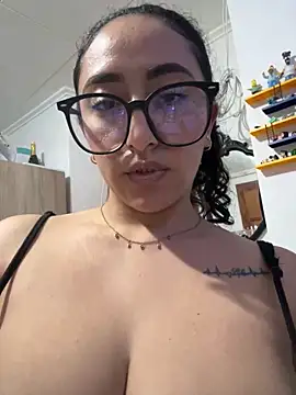 Chat XXX ao vivo de Madissonkings_