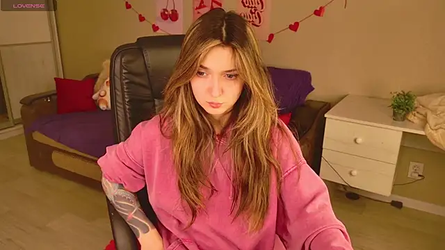 BellaSink élő XXX-chatje