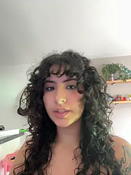 SugarTroubl33 Adlı Modelin Web Kamerası Şovu