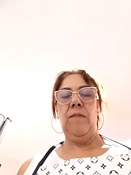 Cleo0303: απευθείας συνομιλία ΧΧΧ