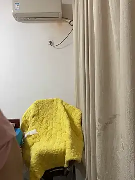 Онлайн чат XXX Yunyun202601