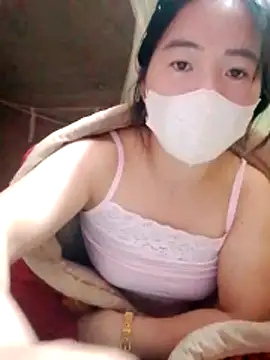 Hin-ni 在線直播表演