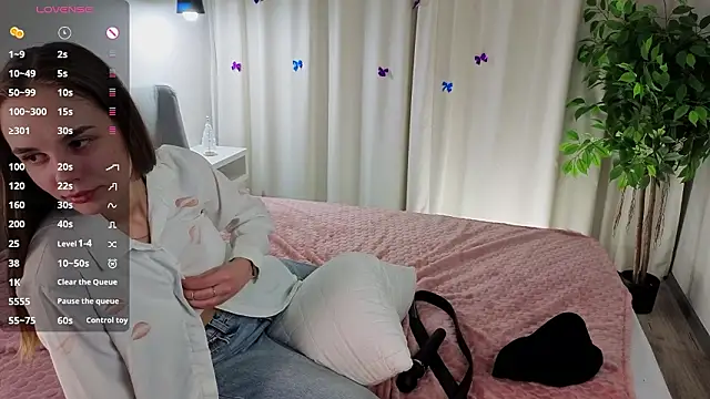 TeofilaCumbee élő XXX-chatje