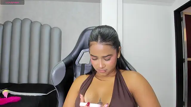 Shirleytaylor- élő XXX-chatje