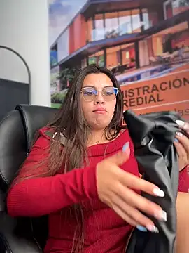 Chat +18 de LIZ-06_ ao vivo