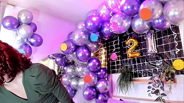 Anseru_ Adlı Modelin Canlı XXX Sohbeti