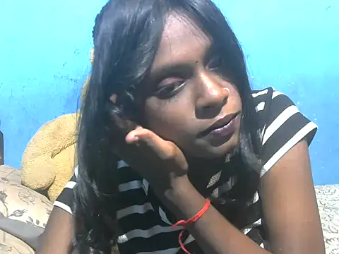 Indiansmiley01's Live XXX Chat