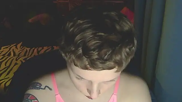 Chat +18 de Ani_Kali ao vivo