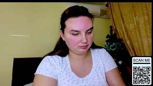 Dreamyblushfairy Adlı Modelin Canlı XXX Sohbeti