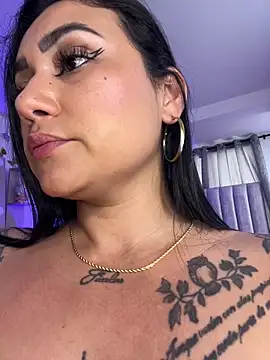 دردشة MadissonFord الجنسية المباشرة