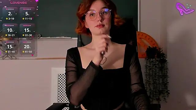 ClaireMathis Adlı Modelin Canlı XXX Sohbeti