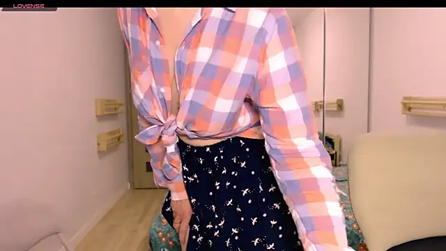 Javelinka Live XXX Chat