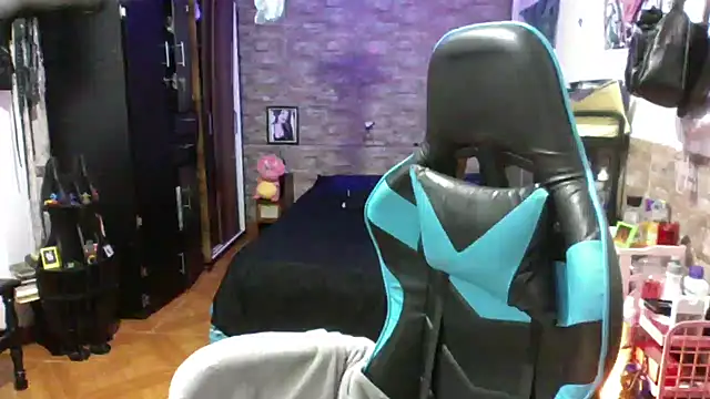 AngelaQueen_: απευθείας συνομιλία ΧΧΧ