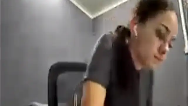 SarahHeadly Live XXX Chat