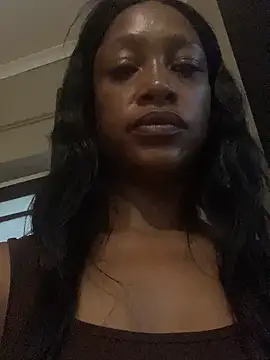 XXZeee123k Live XXX Chat