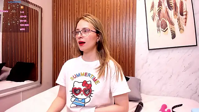 AmbeerWood_ Chat XXX in diretta