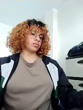 XXX chat uživo modela EmmaMelissa0521