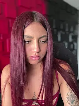 Emily-teen Chat XXX in diretta