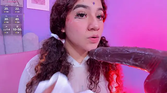 mia_cataleiya Adlı Modelin Canlı XXX Sohbeti