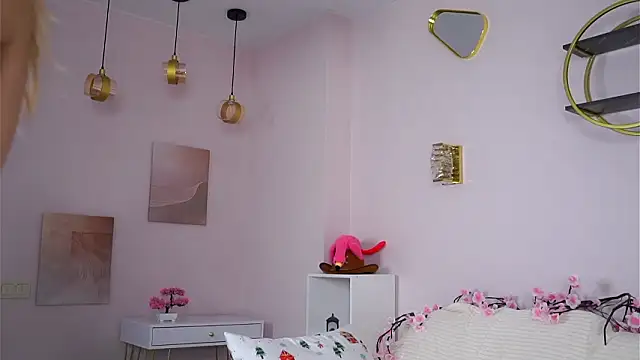 SunnivaCovil Chat XXX in diretta