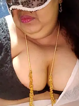 tamilthanushri Live XXX Chat