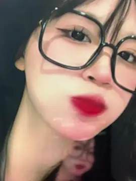 Nana-mup 在線直播表演