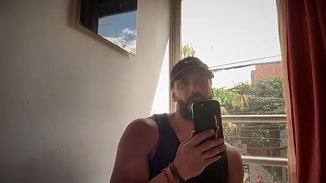 XXX chat uživo modela romeolovedark