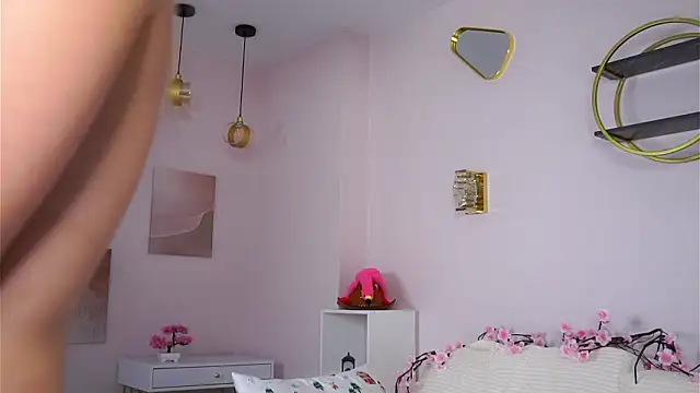 SunnivaCovilのウェブカメラショー