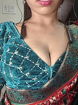 Savita2310 Webcam Show