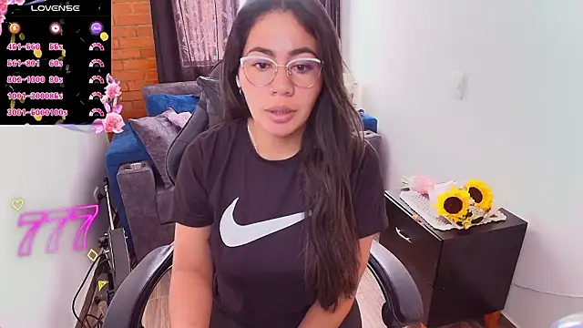 kendall_sexy27: онлайн-секс-чат