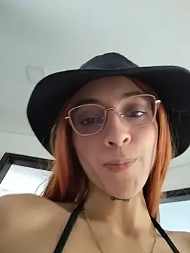 Dani-peggin: онлайн-секс-чат