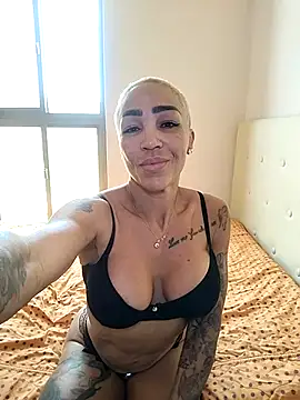 Alison_fitness: онлайн-секс-чат