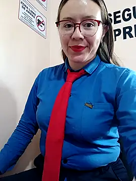 Hannah-colx Chat XXX in diretta