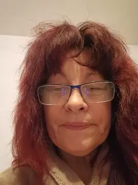 Pokazy przed kamerką – flymyrya123