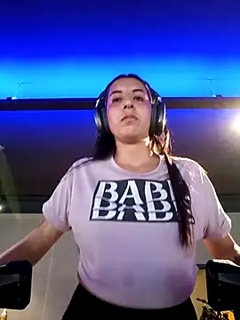 Bonny_Klote Adlı Modelin Canlı XXX Sohbeti