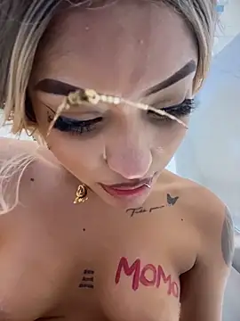 MystiqueXXX 웹캠 쇼