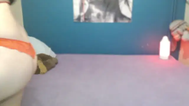 Chat XXX en directo de NADINNNE